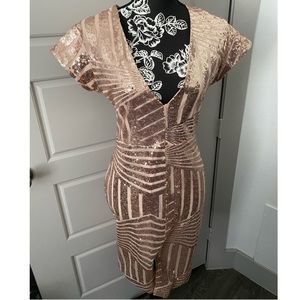 🚨SOLD🚨Rose Gold Sequin Dress